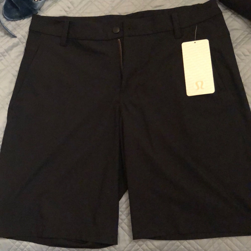LuLuLemon Golf Shorts